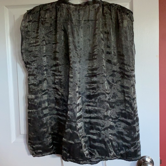 Blouse - Picture 4 of 6